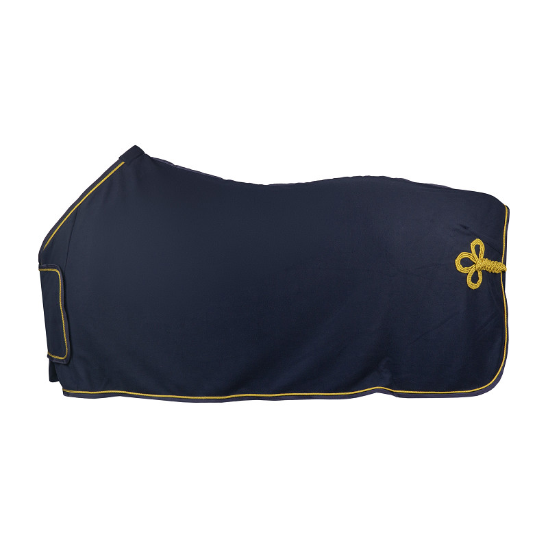 FLEECE DEKEN MET BORSTFLAP EN ORNAMENT