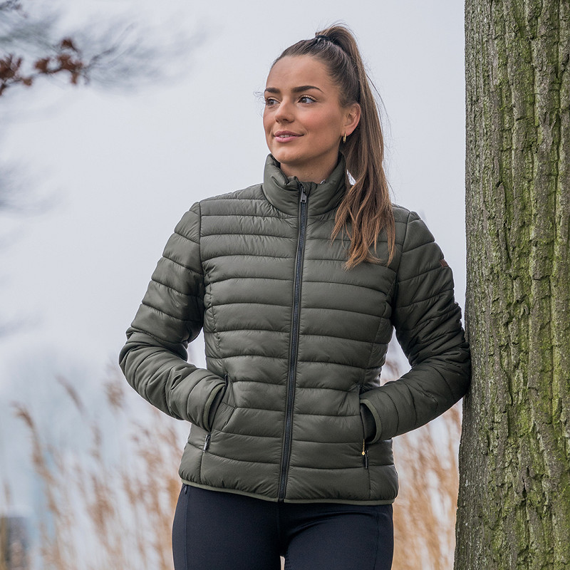 GEWATTEERDE JAS EMERALD